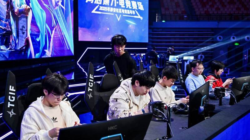 西甲国家德比是什么级别的对决?皇马巴萨百年恩怨与战术演变全解析